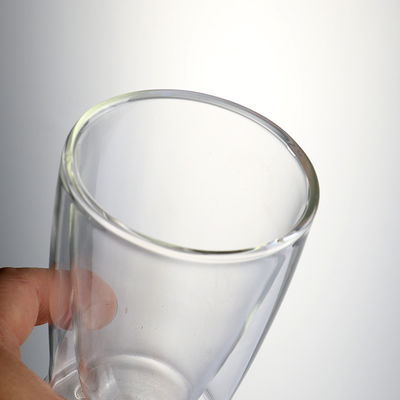 Φγμένο χέρι μονωμένο φλυτζάνι γυαλιού 250ml διπλοτειχισμένο προμηθευτής